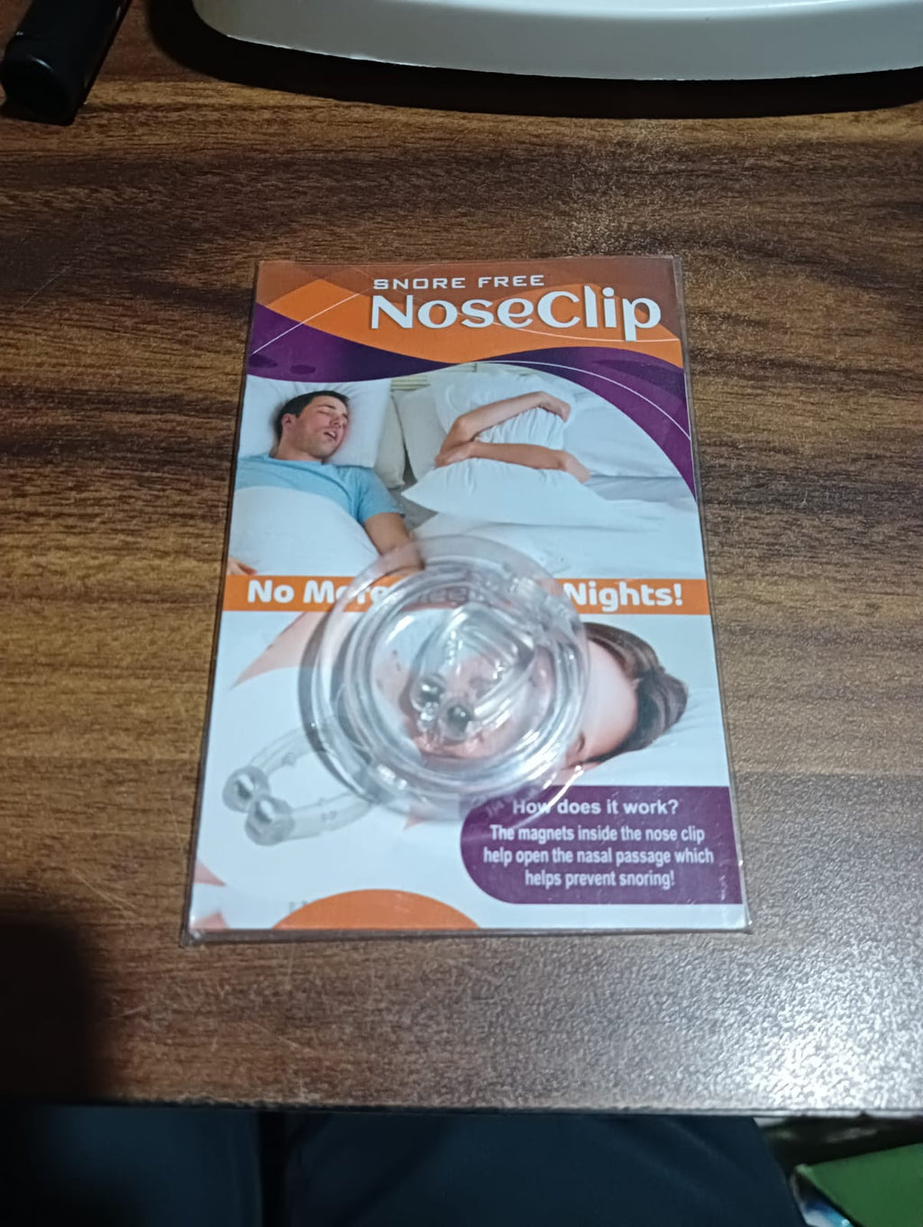 Anti-snore NoseClip in retail box with clear blister pack and instruction graphics