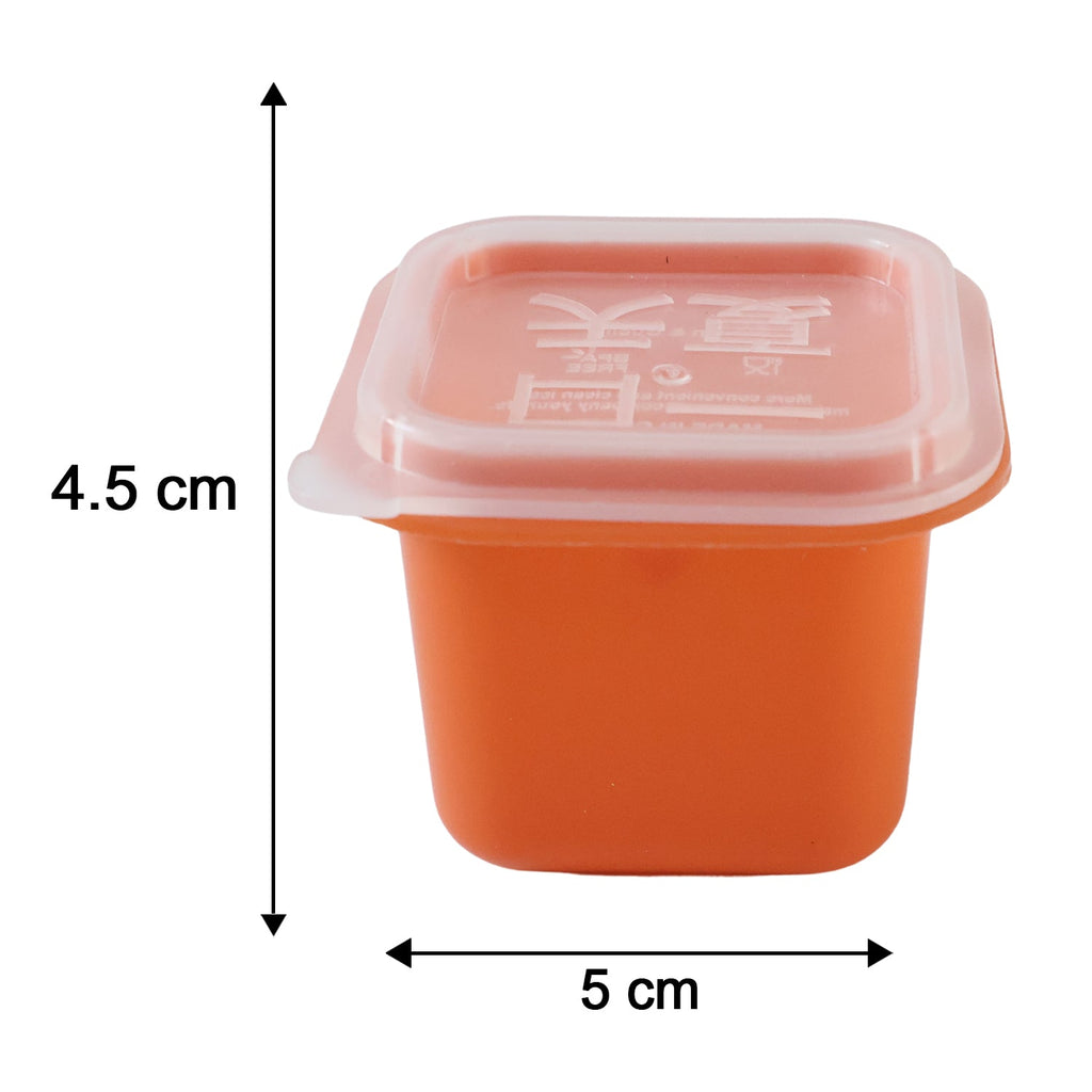 Square ice cube mould with lid, orange square container, about 5 cm