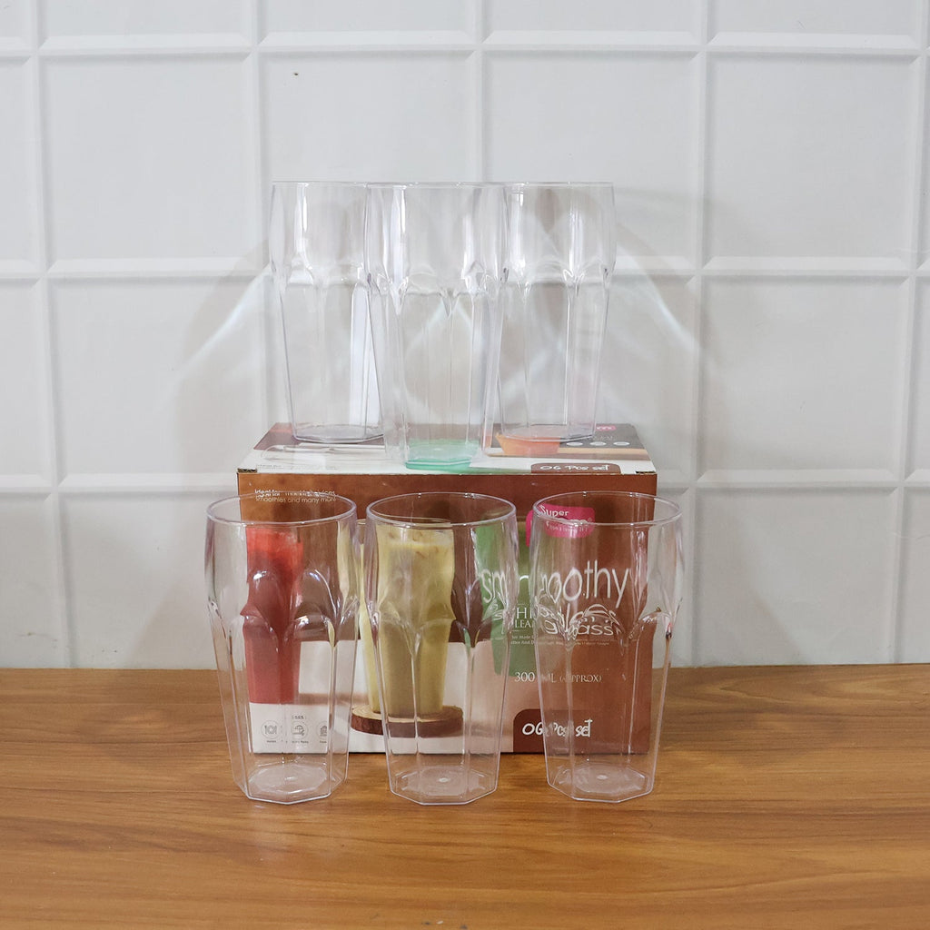 Clear 300ml smoothie tumbler set of six, shown with different drinks